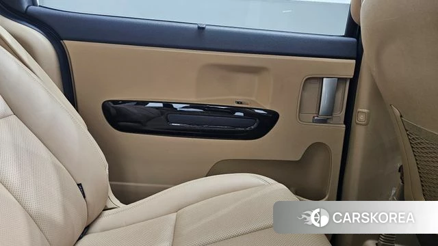 Kia The New Carnival id 4490741 из Кореи 17