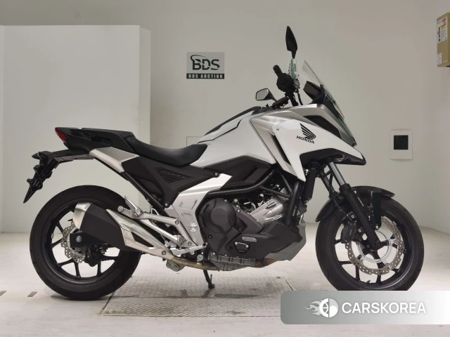 Проданный Honda NC750X DCT 2021 из Японии