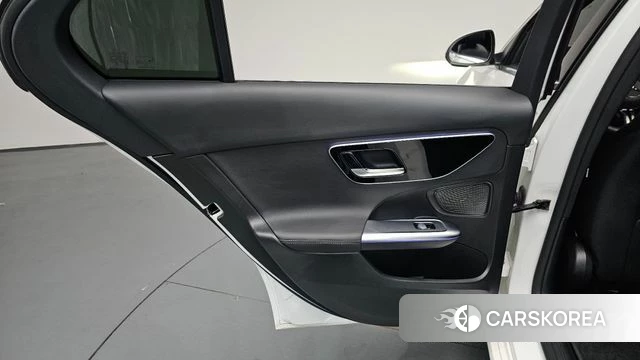Mercedes-Benz C-Class W206 id 4870640 из Кореи 17