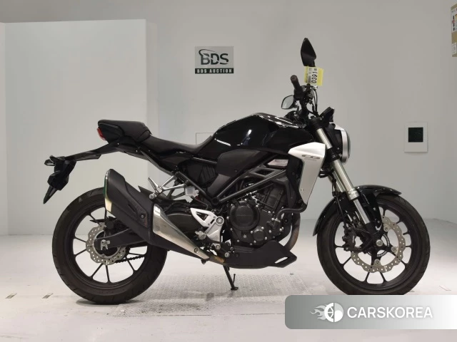 Проданный Honda CB250R 2018 из Японии