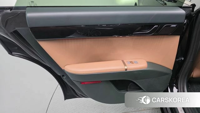 Hyundai Grandeur (GN7) id 4579633 из Кореи 17