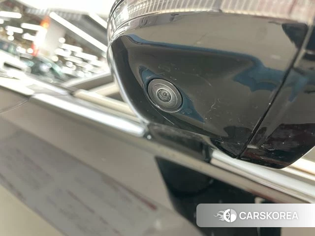 Audi A8 id 4348961 из Китая 17