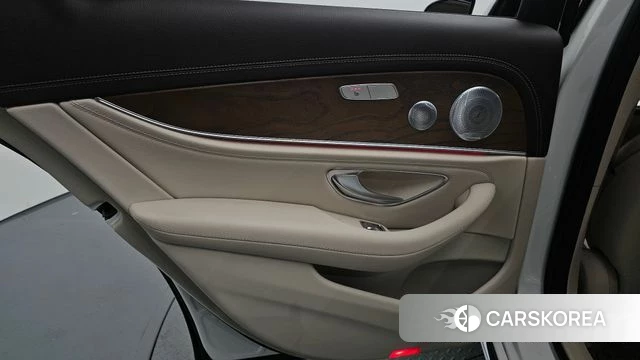Mercedes-Benz E-Class W213 id 4507897 из Кореи 17