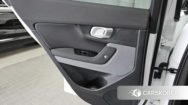 Polestar Polestar 2 id 4500842 из Кореи 17