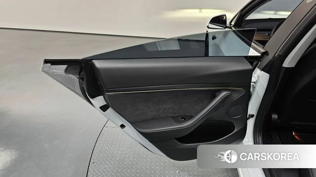 Tesla Model 3 id 4395638 из Кореи 17