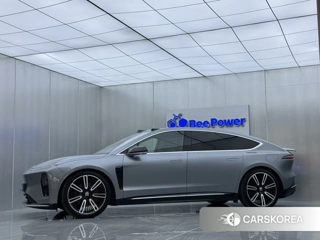 Weilai ET9 id 3913839 из Китая 17