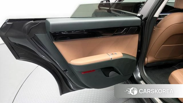 Hyundai Grandeur Hybrid (GN7) id 4222455 из Кореи 17