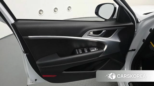 Genesis G70 id 4770650 из Кореи 17