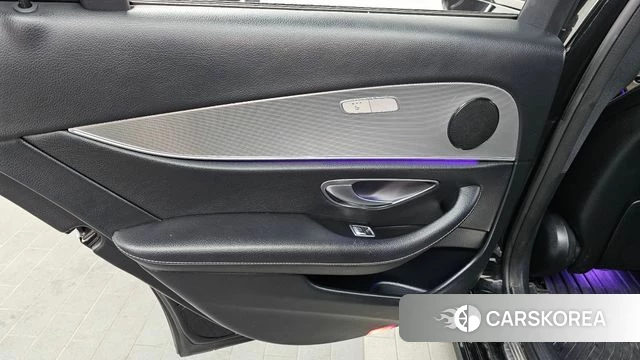 Mercedes-Benz E-Class W213 id 4196356 из Кореи 17