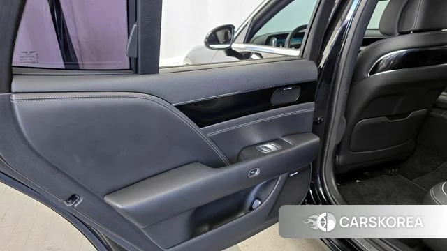 Genesis G90 (RS4) id 4230945 из Кореи 17