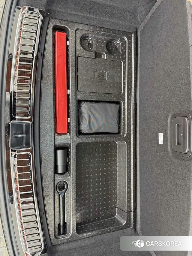 Ideal car Ideal L8 id 4182522 из Китая 17