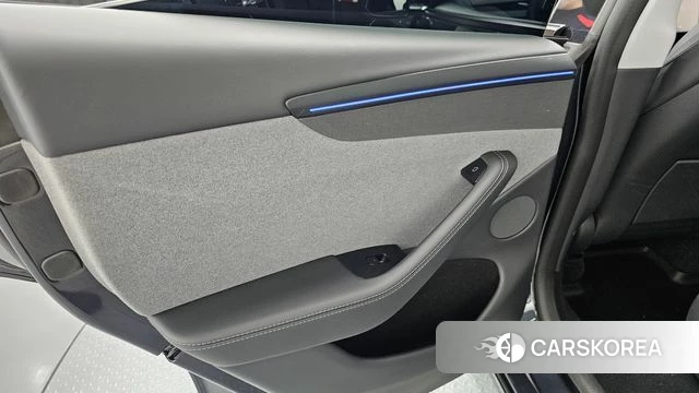 Tesla Model Y id 4505267 из Кореи 17