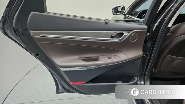 Hyundai The New Grandeur IG Hybrid id 4224703 из Кореи 17