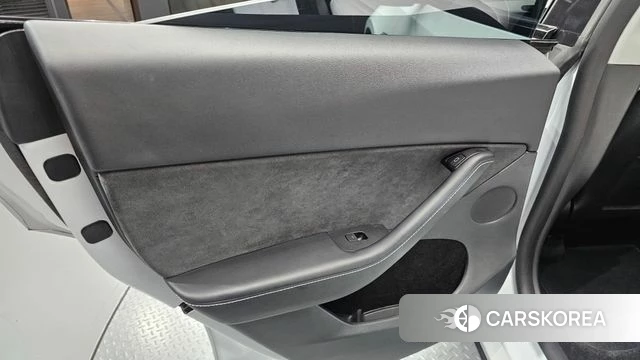 Tesla Model Y id 4753165 из Кореи 17