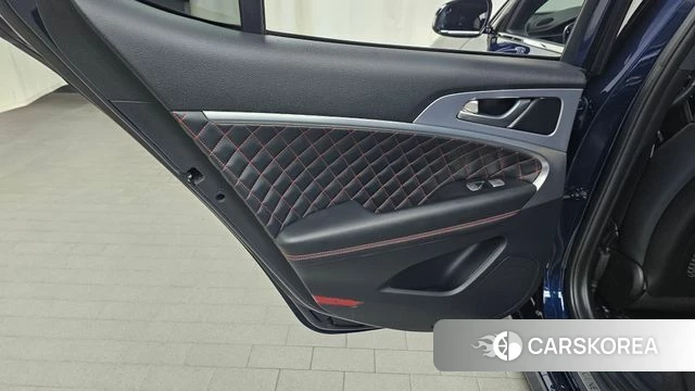 Genesis G70 id 4667559 из Кореи 17