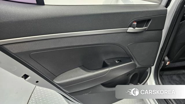 Hyundai Avante AD id 4557985 из Кореи 17
