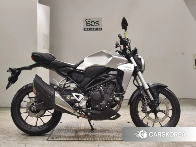 Проданный Honda CB250R 2018 из Японии, фото 2