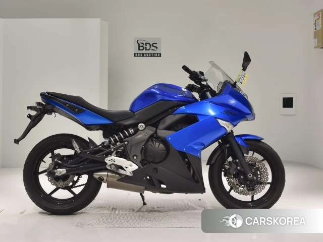 Проданный Kawasaki NINJA 400R 2013 из Японии