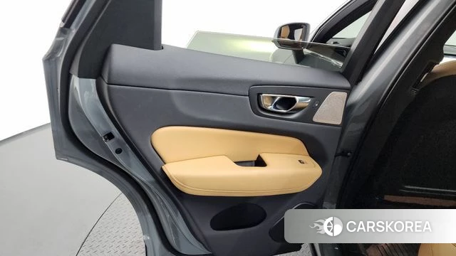 Volvo XC60 second Generation id 4292305 из Кореи 17