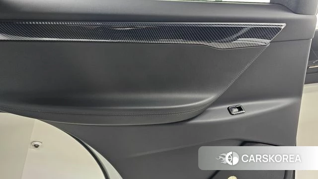 Tesla Model X id 4688711 из Кореи 17