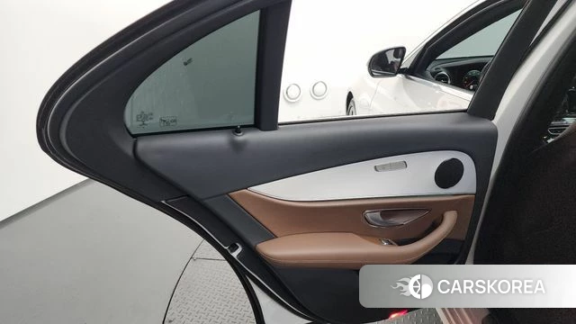 Mercedes-Benz E-Class W213 id 4581010 из Кореи 17