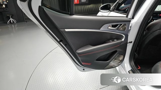 Genesis G70 id 4477580 из Кореи 17