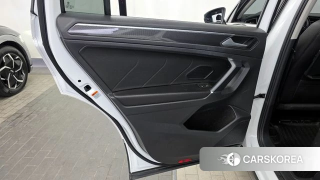 Volkswagen Tiguan Allspace id 4304111 из Кореи 17