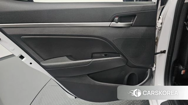 Hyundai The New Avante AD id 4502483 из Кореи 17
