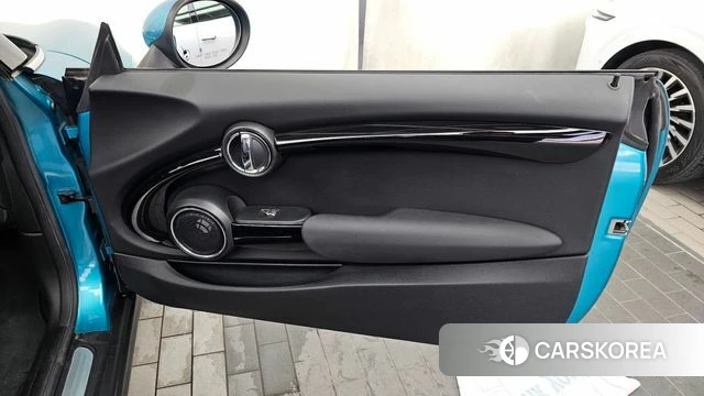 Mini Cooper Convertible id 4596131 из Кореи 17