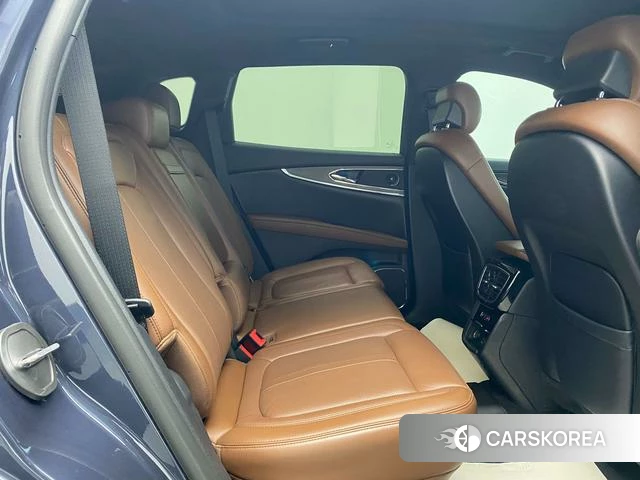 Lincoln Navigator id 4208495 из Китая 17