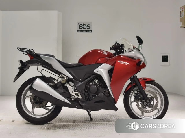 Проданный Honda CBR250R 2011 из Японии