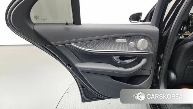 Mercedes-Benz E-Class W213 id 4244013 из Кореи 17