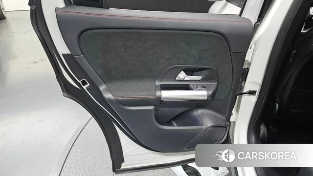 Mercedes-Benz GLA - Class H247 id 4540791 из Кореи 17