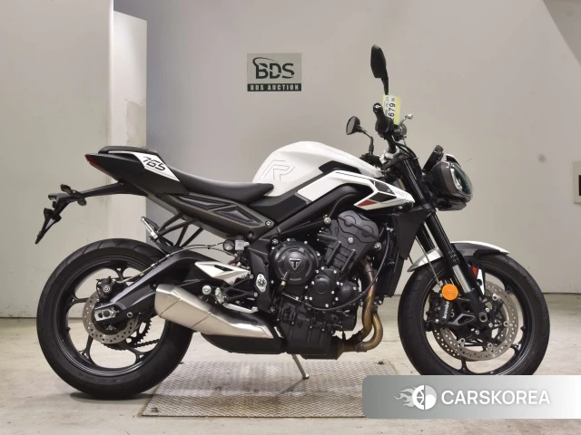 Проданный Triumph STREET TRIPLE R 2023 из Японии