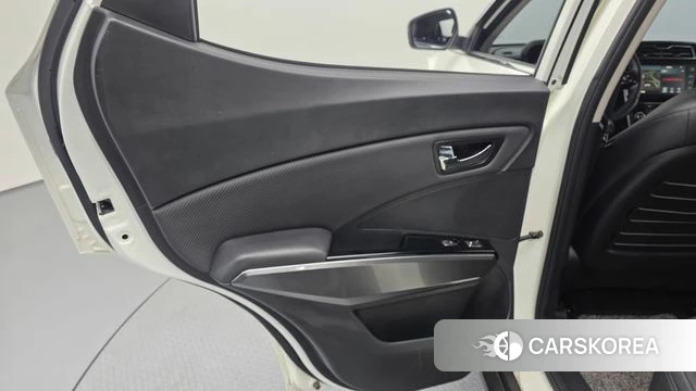 Ssangyong Tivoli Air id 4446044 из Кореи 17