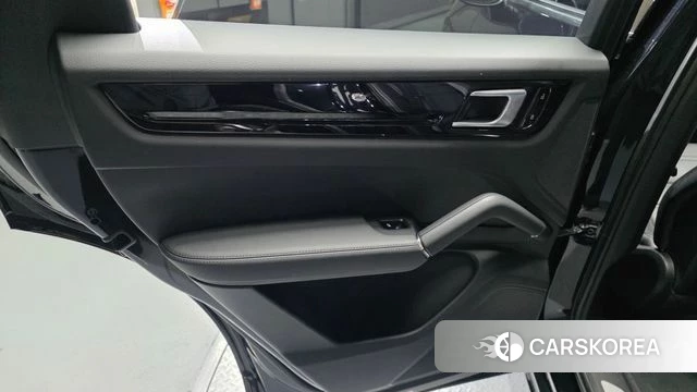 Porsche Cayenne (PO536) id 4224300 из Кореи 17