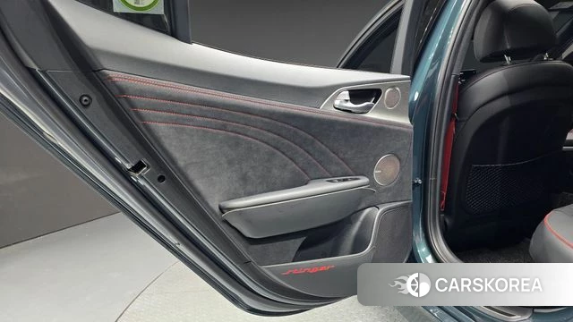 Kia Stinger Meister id 4793579 из Кореи 17