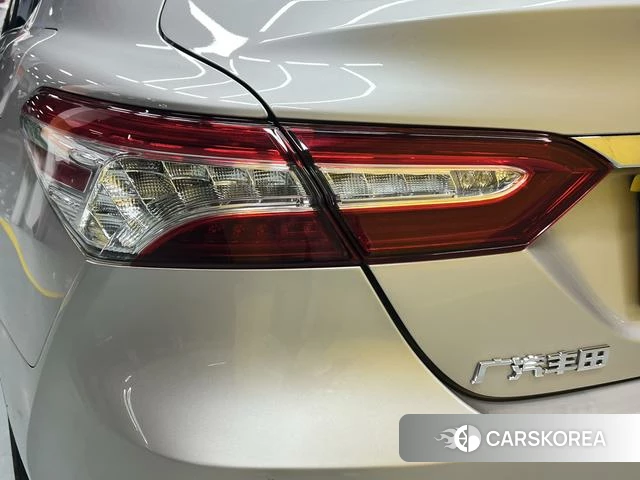Toyota Camry id 4262002 из Китая 17