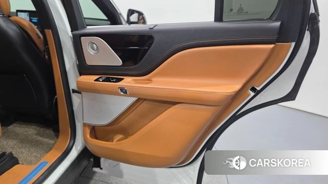 Lincoln Aviator 2nd generation id 4549245 из Кореи 17