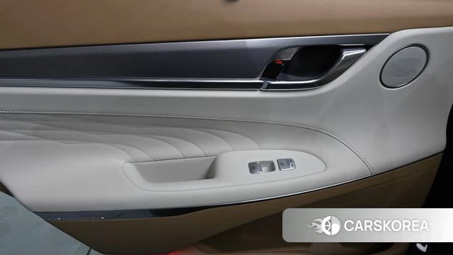 Hyundai The New Grandeur IG Hybrid id 4324377 из Кореи 17