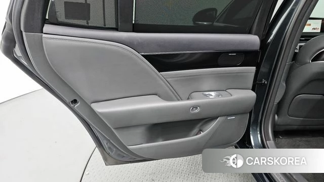 Genesis G90 (RS4) id 4603482 из Кореи 17