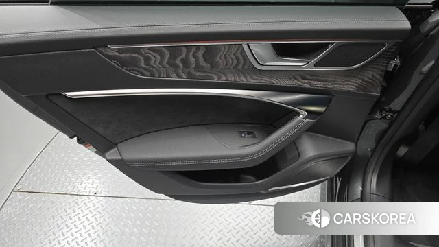 Audi A7 (4K) id 4584113 из Кореи 17