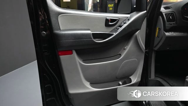Hyundai The New Grand Starex id 4667449 из Кореи 17