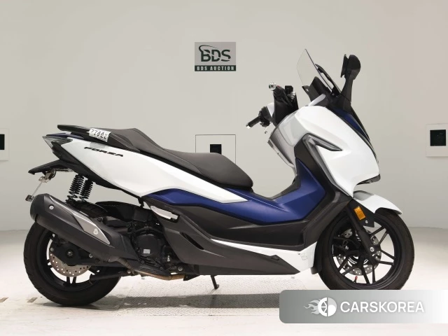 Проданный Honda FORZA 2018 из Японии, фото 2