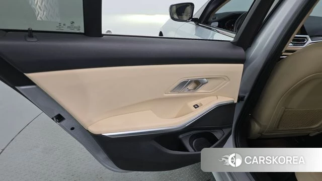 BMW 3 Series (G20) id 4496110 из Кореи 17