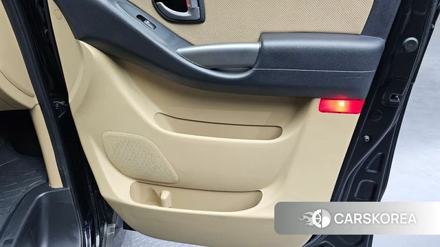 Hyundai The New Grand Starex id 4895000 из Кореи 17