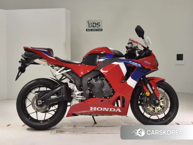 Проданный Honda CBR600RR 2021 из Японии