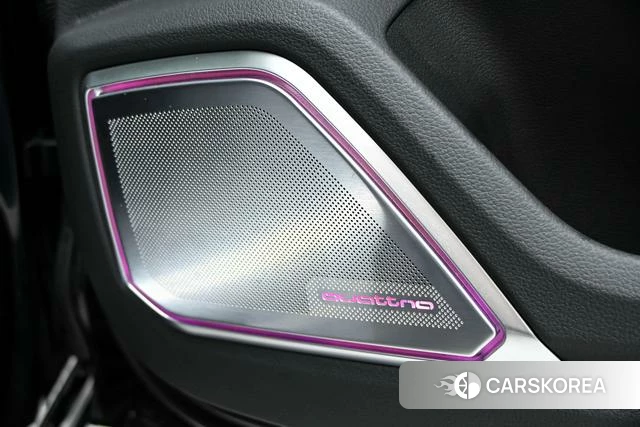 Audi A6L id 4335007 из Китая 17