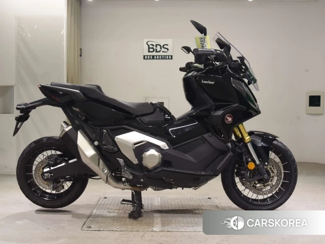 Проданный Honda X-ADV 750 2021 из Японии