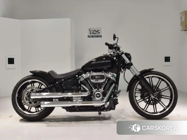 Проданный Harley-Davidson Softail Breakout FXBRS1868 2021 из Японии, фото 2